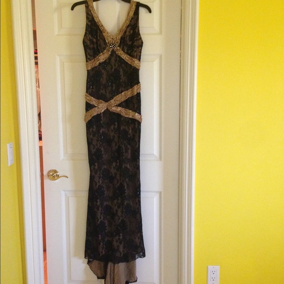 Mandalay Sequin Long Tail Evening Dress - Picture 1 of 4